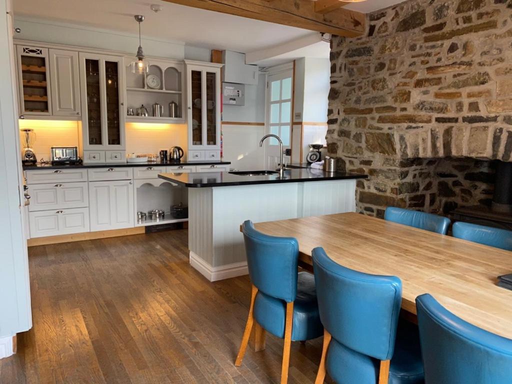 Harbourmaster Hotel Aberaeron Exteriér fotografie