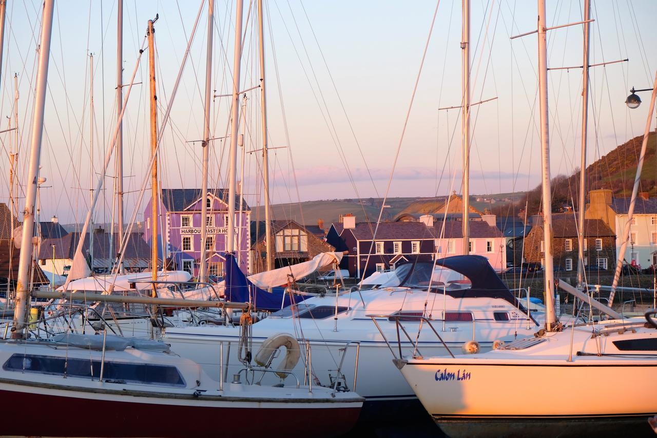 Harbourmaster Hotel Aberaeron Exteriér fotografie