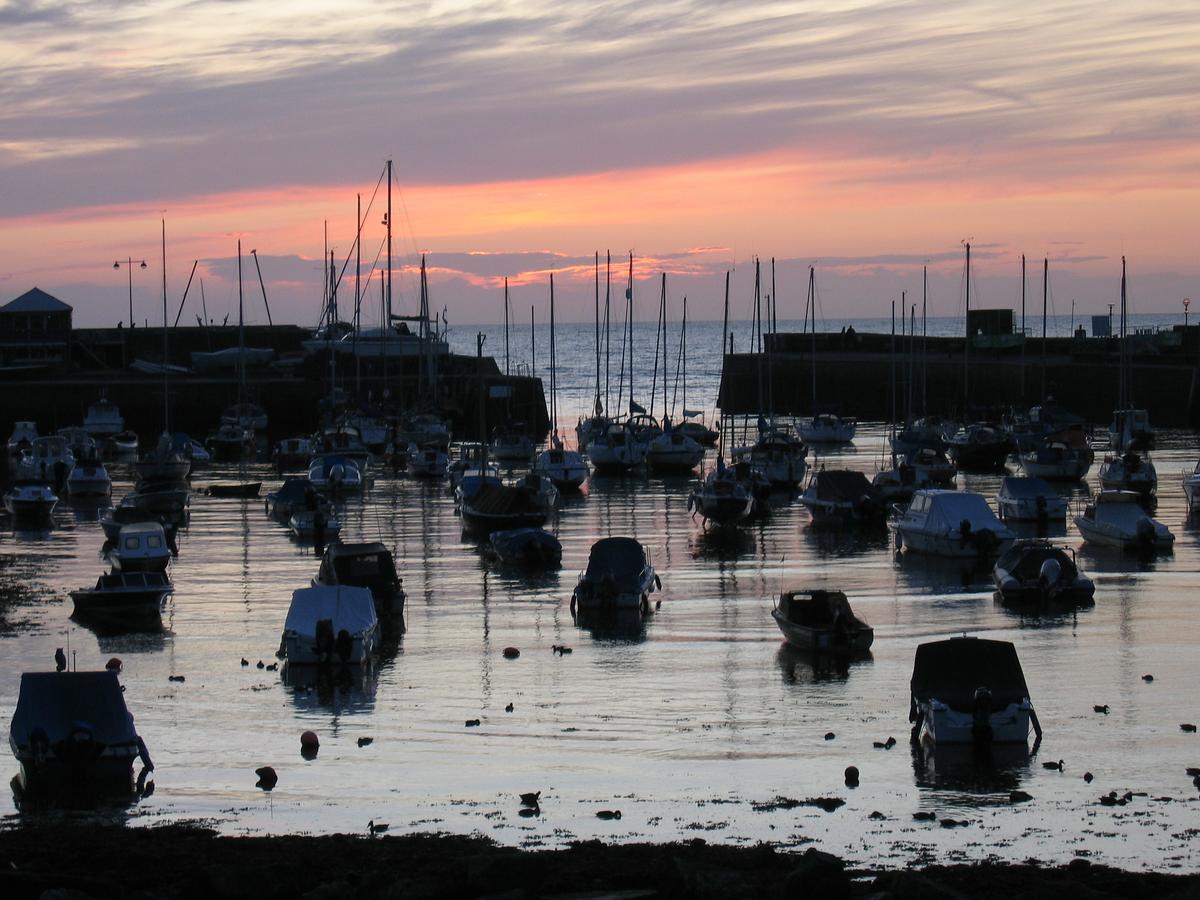 Harbourmaster Hotel Aberaeron Exteriér fotografie