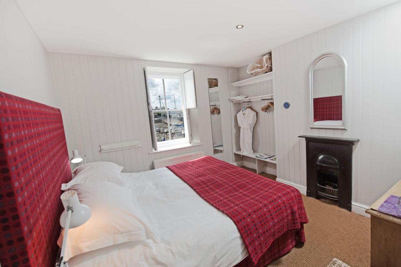 Harbourmaster Hotel Aberaeron Exteriér fotografie