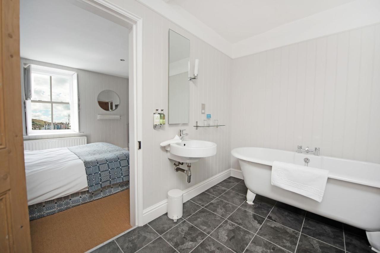 Harbourmaster Hotel Aberaeron Exteriér fotografie