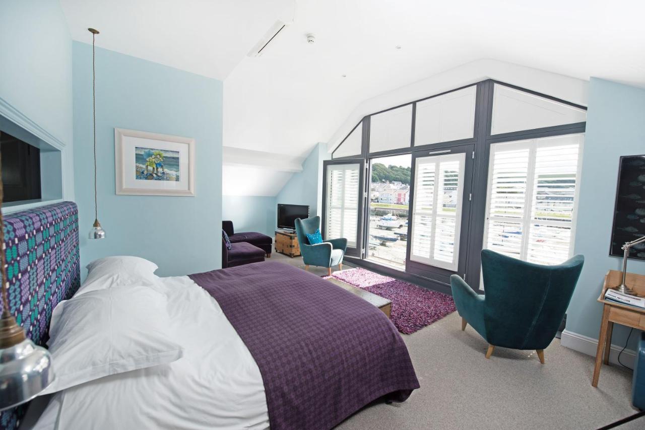 Harbourmaster Hotel Aberaeron Exteriér fotografie